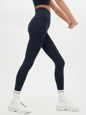 Girlfriend Collective Compressive High-Rise Legging in Blue